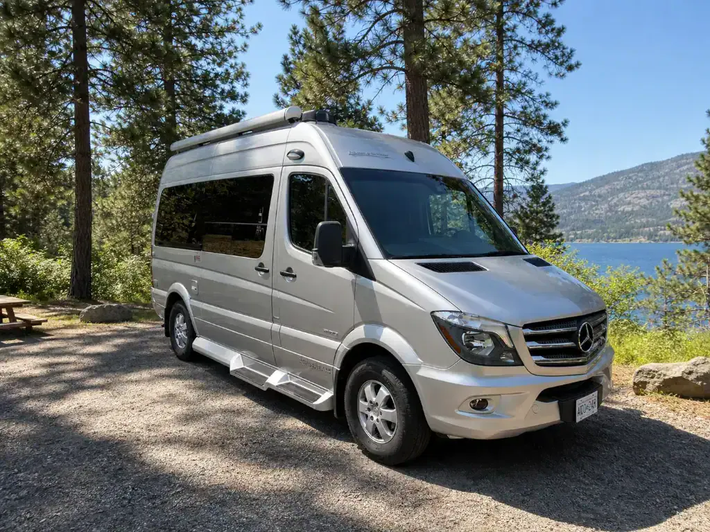 2016-ascent-exterior-front-01